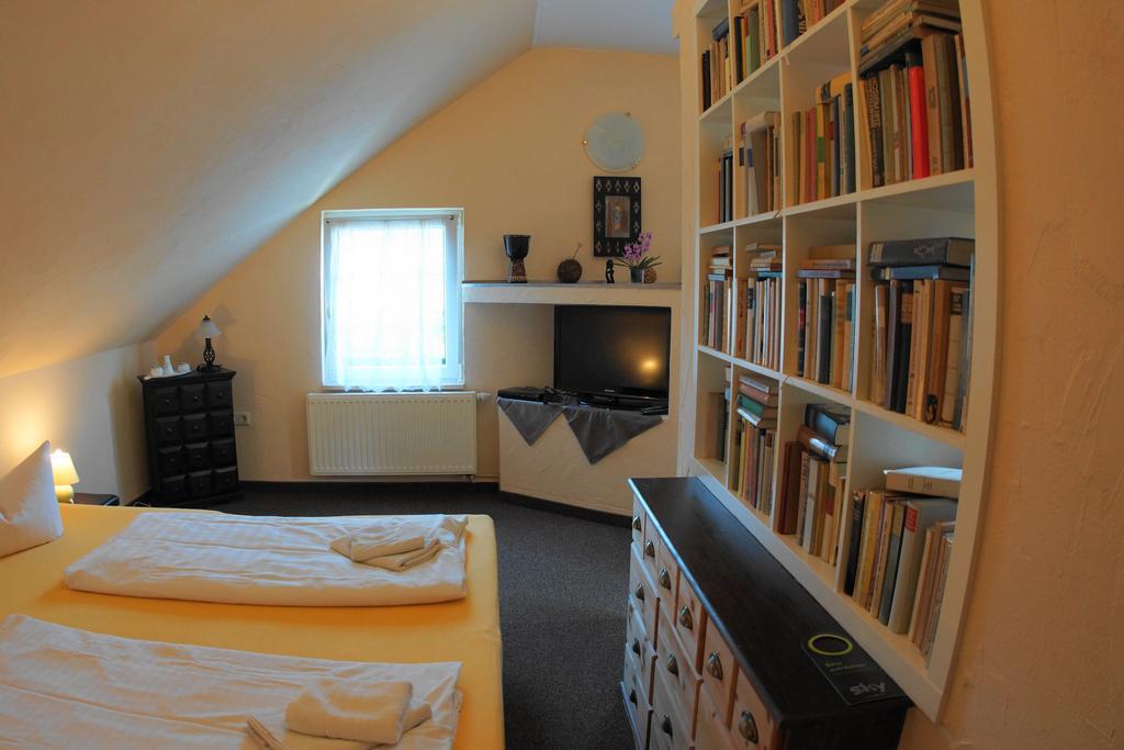 Waldhotel Bad Bibra Værelse billede